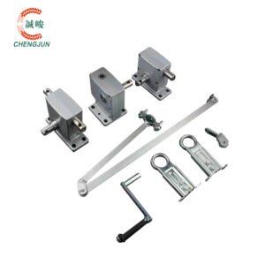 Hand cranked arm window opener